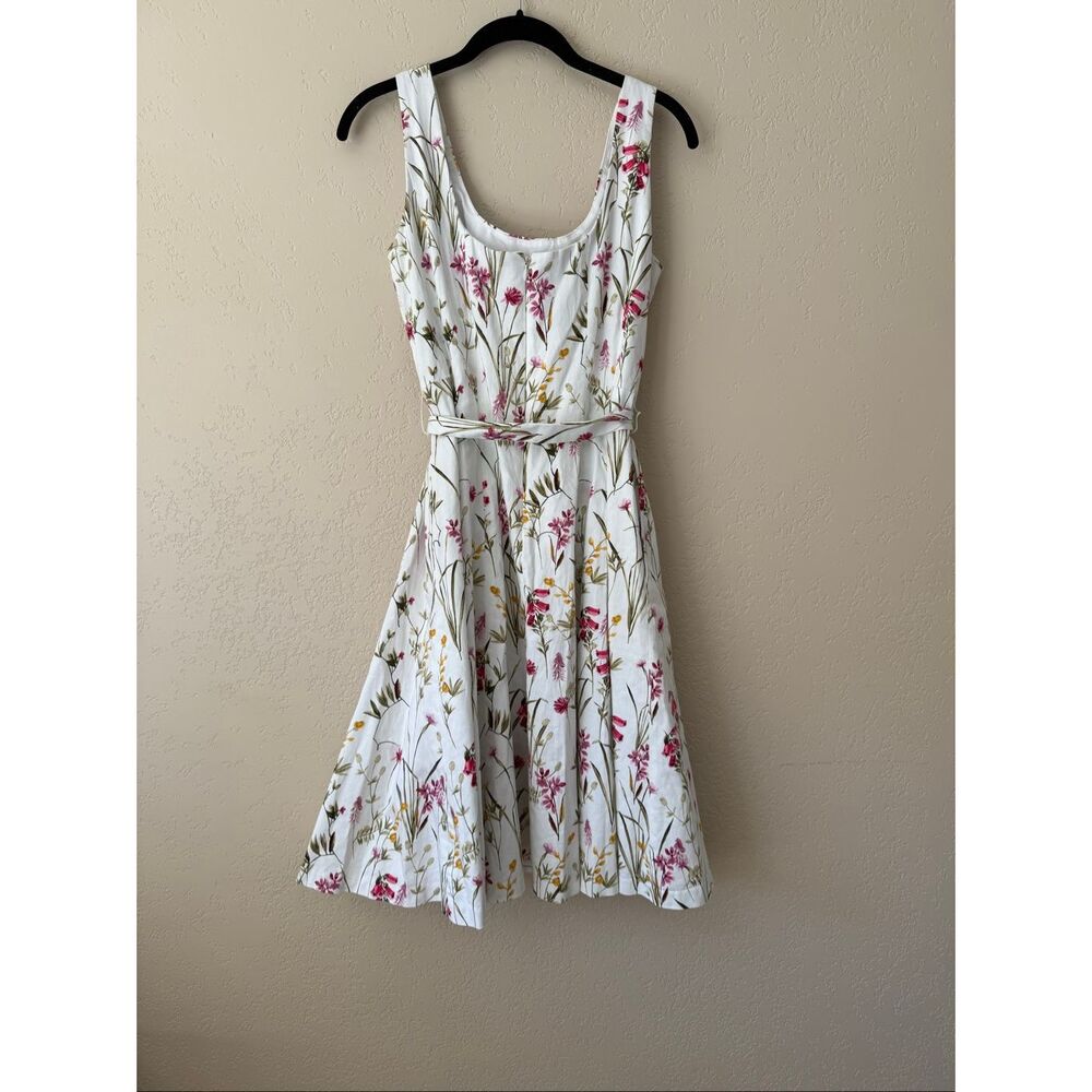 Gal Meets Glam Petal Dress - Picture 3 of 9